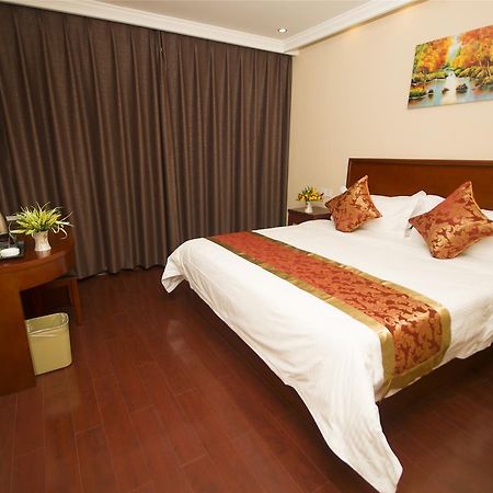Greentree Inn Jiujiang Railway Station Business Hotel Εξωτερικό φωτογραφία