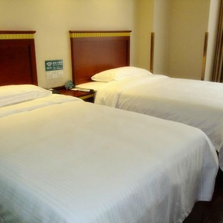 Greentree Inn Jiujiang Railway Station Business Hotel Εξωτερικό φωτογραφία