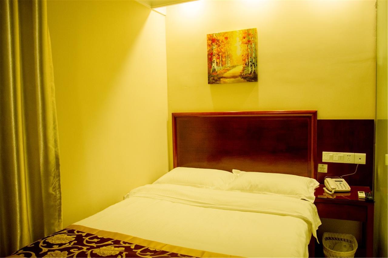 Greentree Inn Jiujiang Railway Station Business Hotel Εξωτερικό φωτογραφία